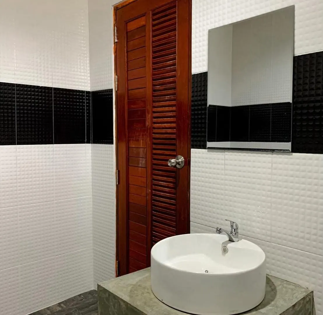 Baan Chainarong Koh Lanta Resort