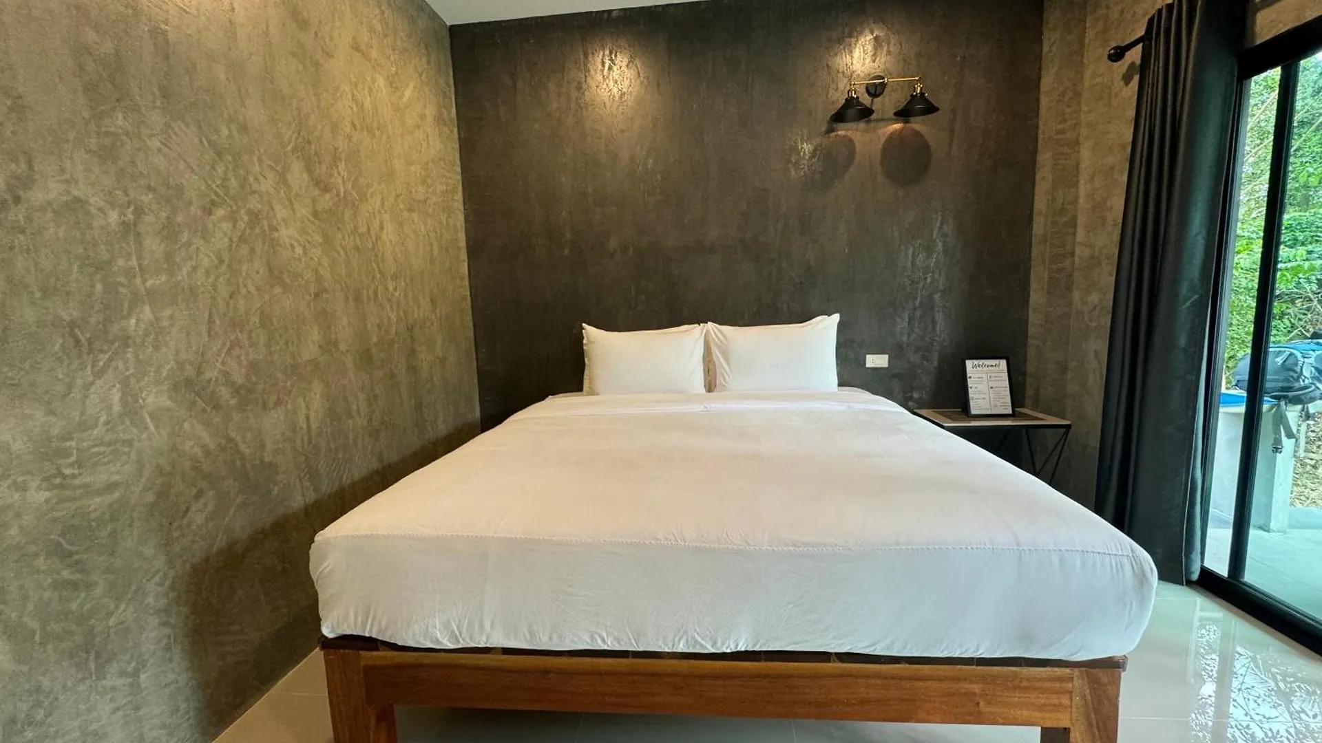 Baan Chainarong Ko Lanta