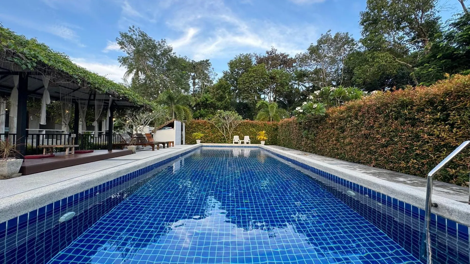 Baan Chainarong Ko Lanta