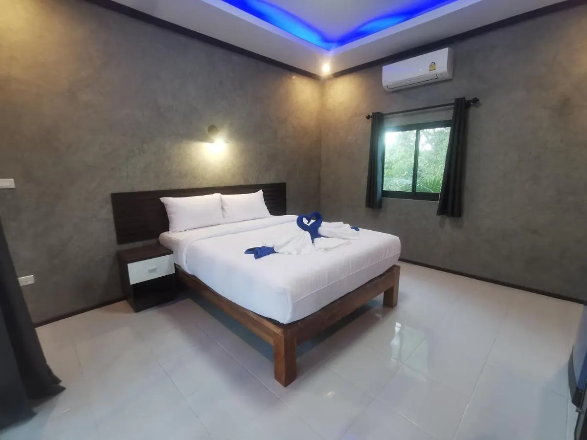 Baan Chainarong Ko Lanta